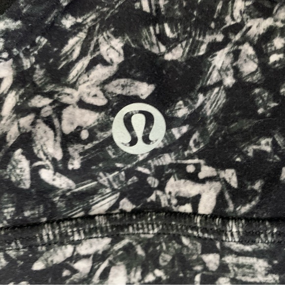 LULULEMON Align Padded Sports Bra SIZE 12 - Picture 3 of 4